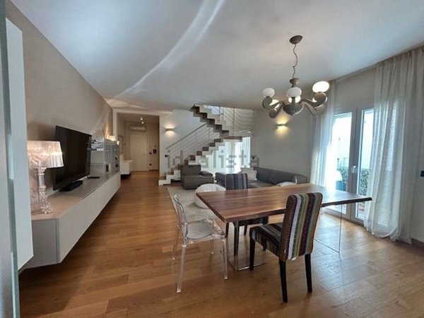 casa indipendente in vendita a Riccione