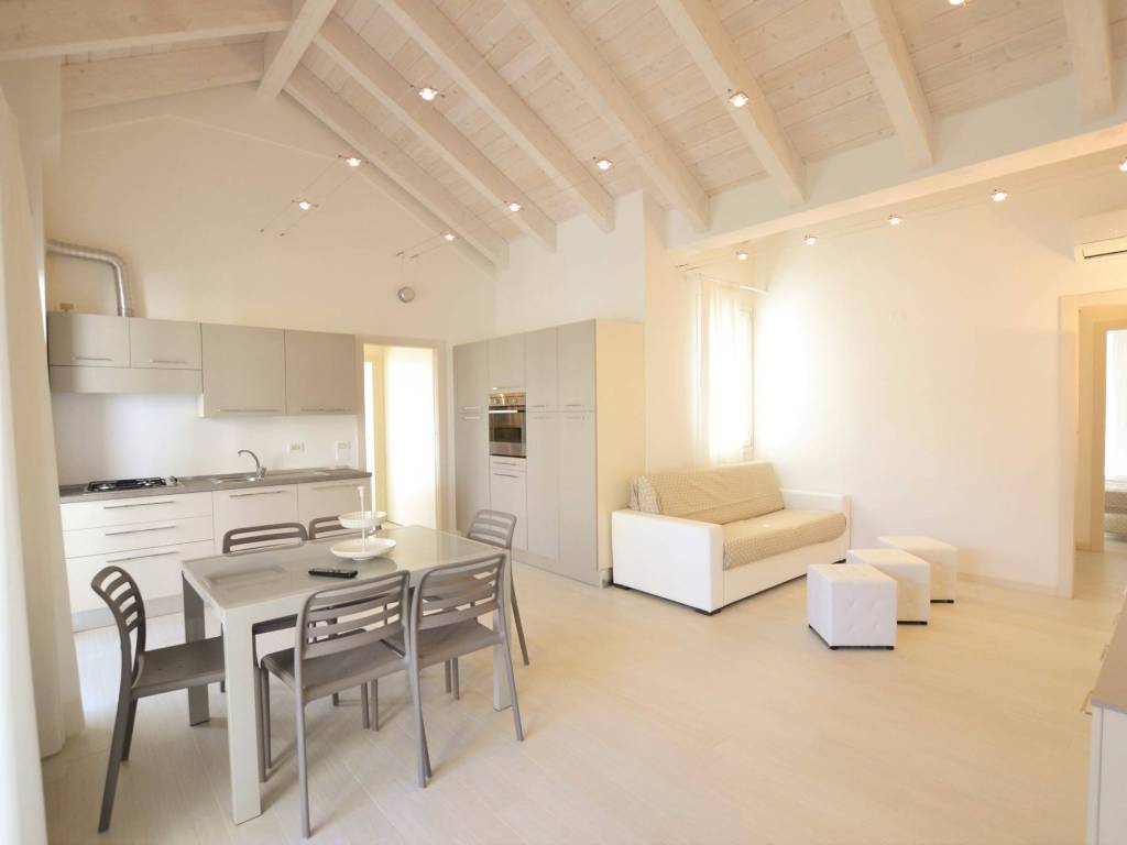 appartamento in vendita a Riccione