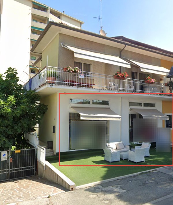 negozio in vendita a Riccione