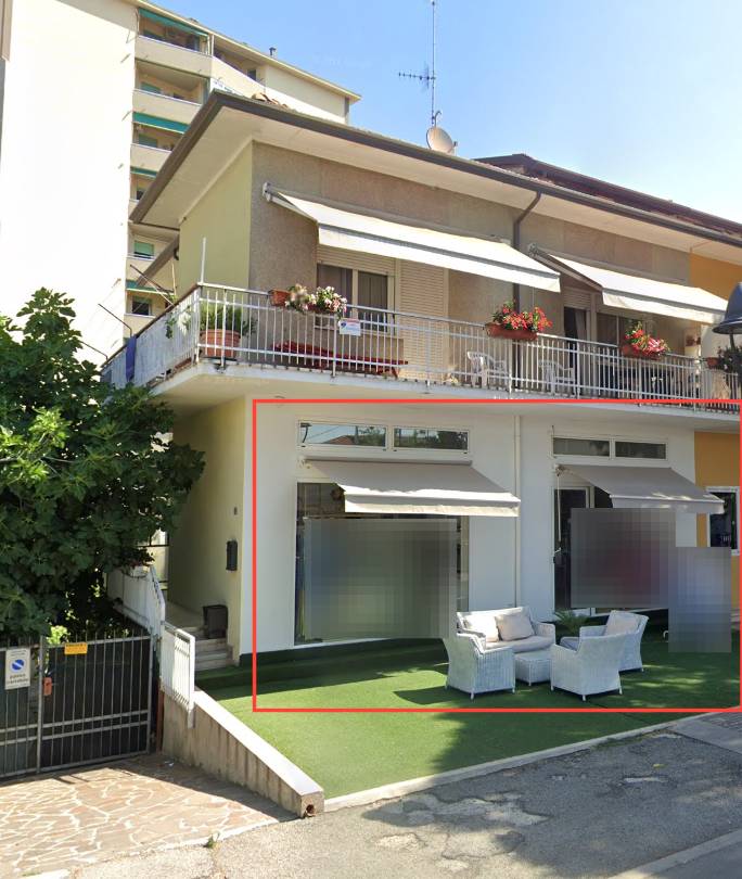 negozio in vendita a Riccione