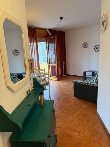 appartamento in vendita a Riccione in zona Alba