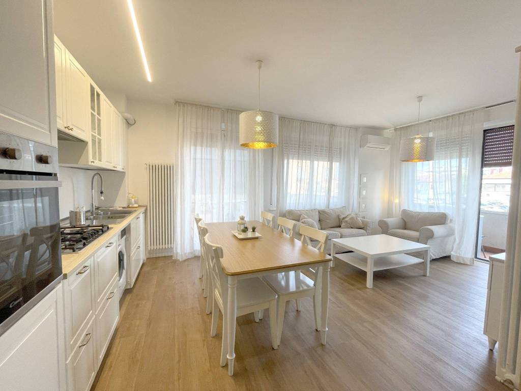 appartamento in vendita a Riccione