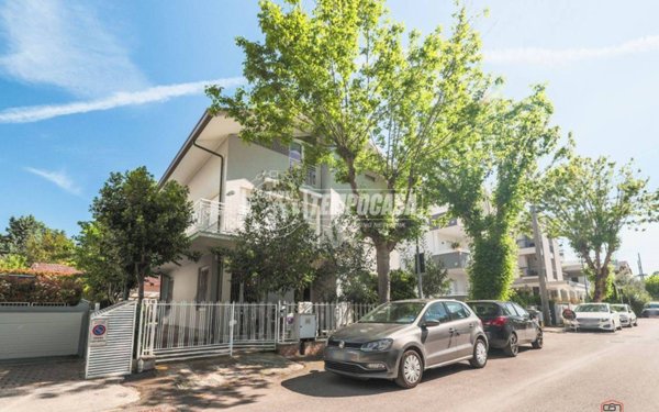 appartamento in vendita a Riccione
