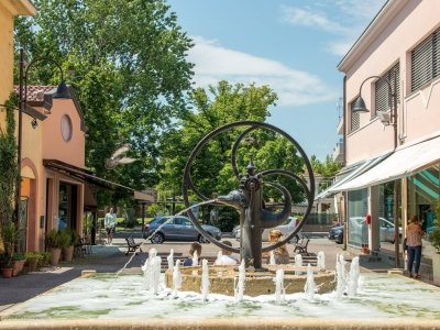 negozio in vendita a Riccione