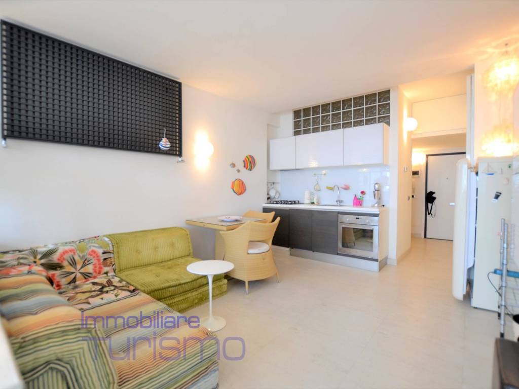 appartamento in vendita a Riccione