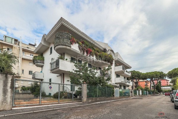 appartamento in vendita a Riccione