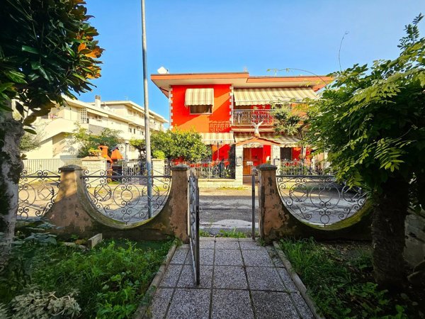 appartamento in vendita a Riccione