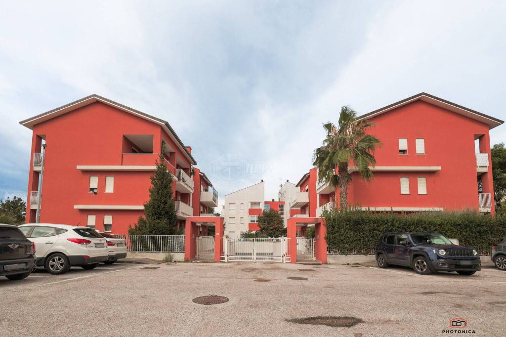 appartamento in vendita a Riccione in zona San Lorenzo