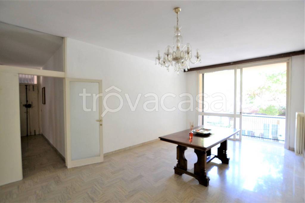 appartamento in vendita a Riccione