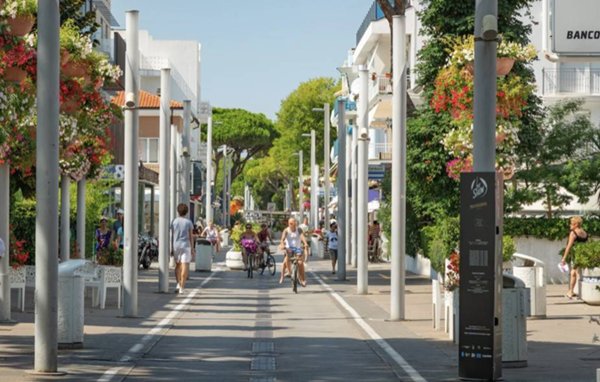 intera palazzina in vendita a Riccione