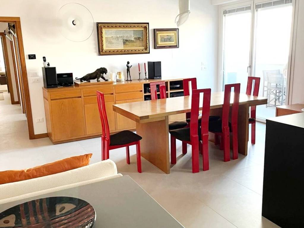 appartamento in vendita a Riccione