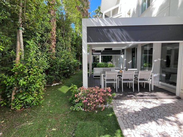 appartamento in vendita a Riccione