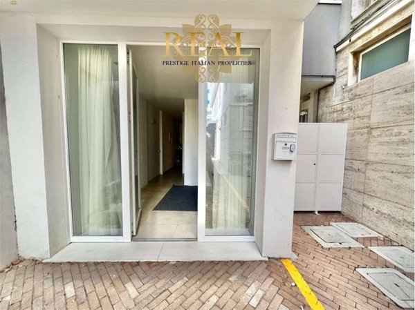 appartamento in vendita a Riccione in zona Centro Storico