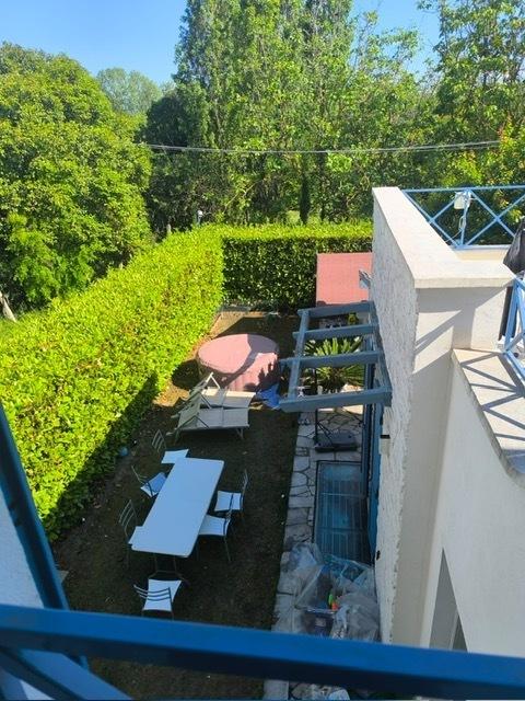 casa indipendente in vendita a Riccione