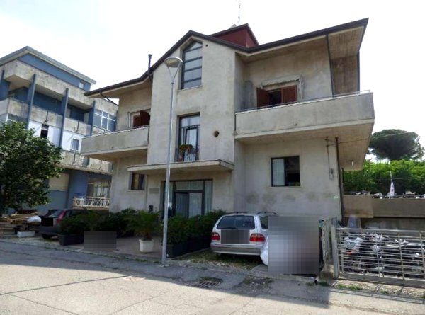 negozio in vendita a Riccione