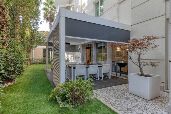 casa indipendente in vendita a Riccione