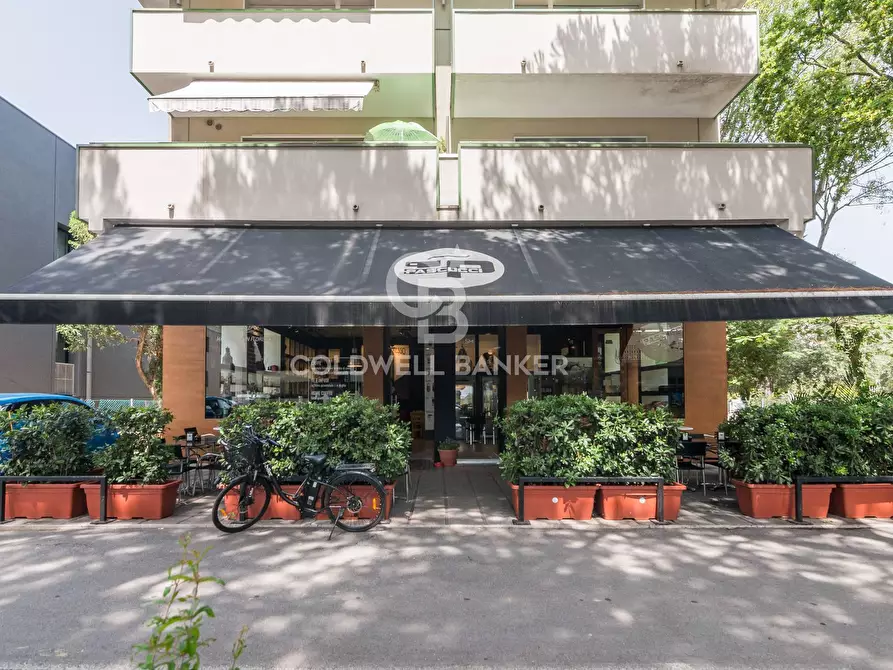 negozio in vendita a Riccione in zona Centro Storico