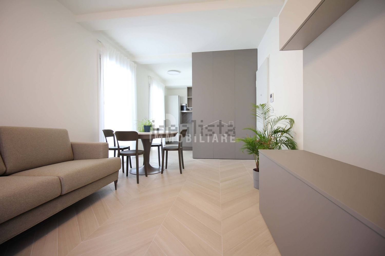 appartamento in vendita a Riccione