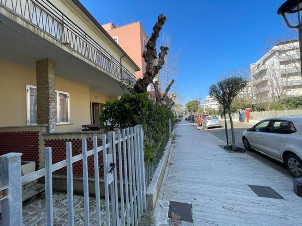 appartamento in vendita a Riccione in zona Centro Storico