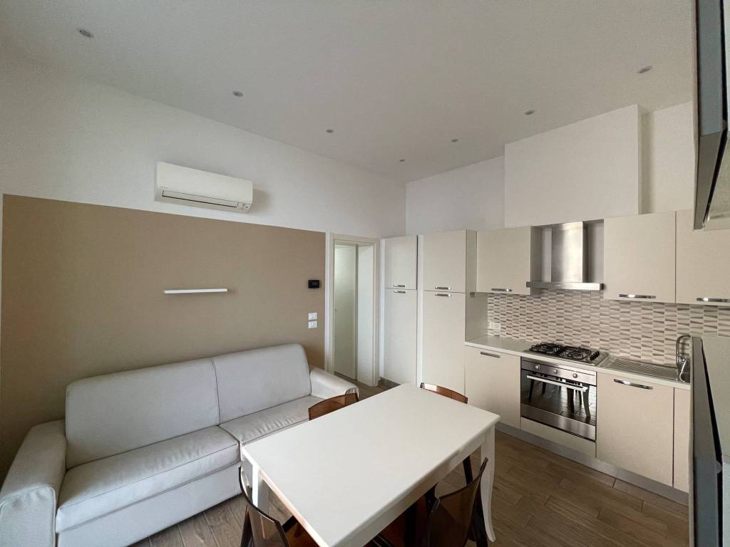 casa indipendente in vendita a Riccione