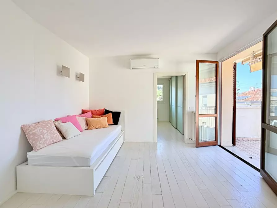 appartamento in vendita a Riccione