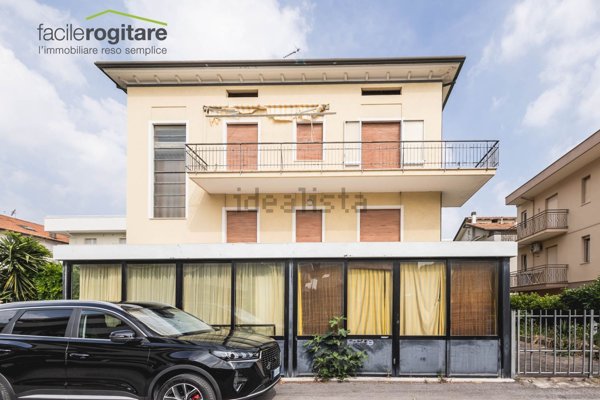 appartamento in vendita a Riccione