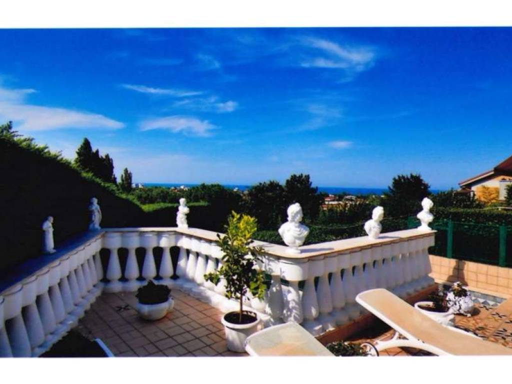 appartamento in vendita a Riccione