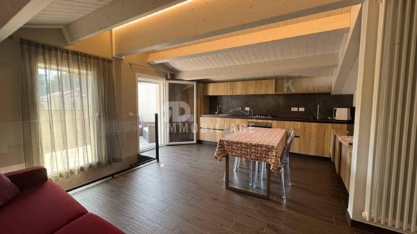 casa indipendente in vendita a Riccione