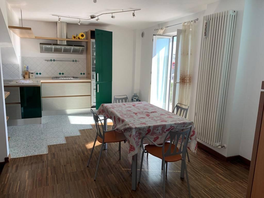 appartamento in vendita a Riccione in zona Alba