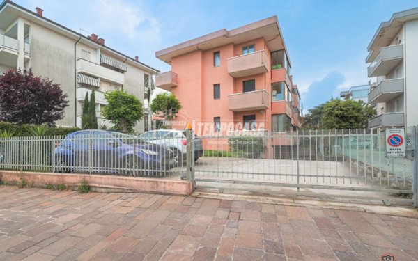 appartamento in vendita a Riccione