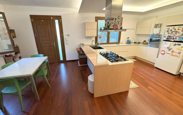 casa indipendente in vendita a Riccione in zona San Lorenzo
