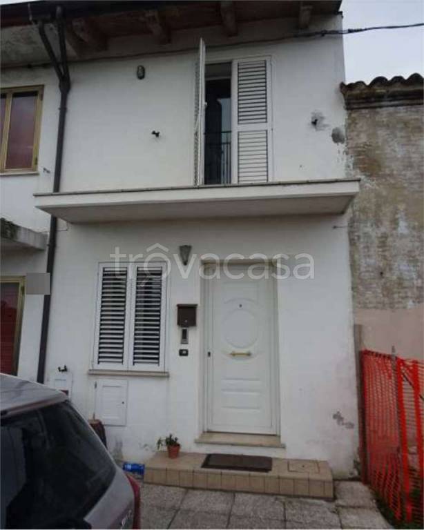 casa indipendente in vendita a Riccione