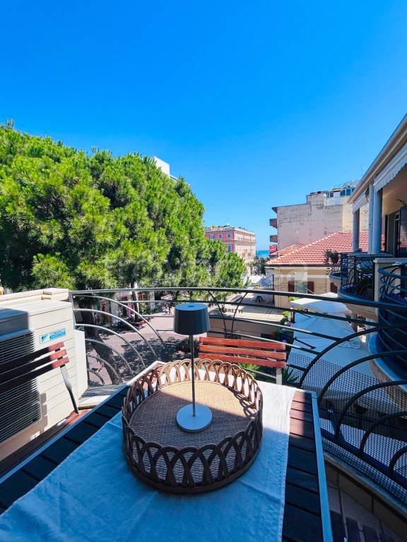 appartamento in vendita a Riccione