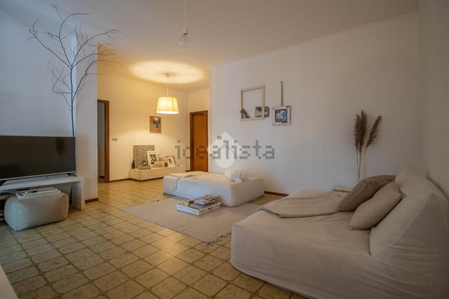 appartamento in vendita a Riccione in zona Alba