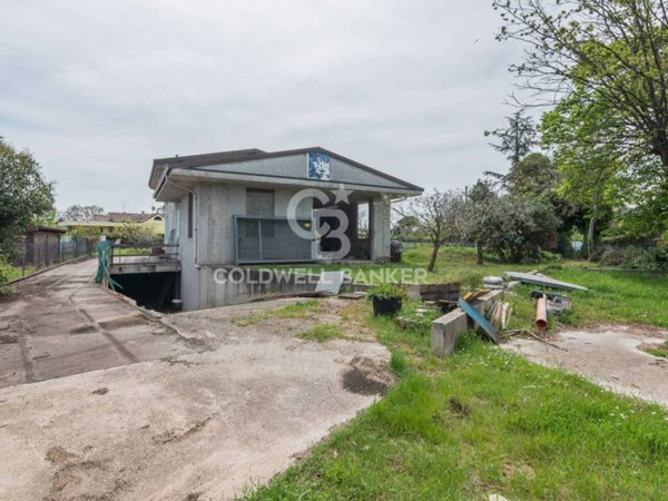 casa indipendente in vendita a Riccione