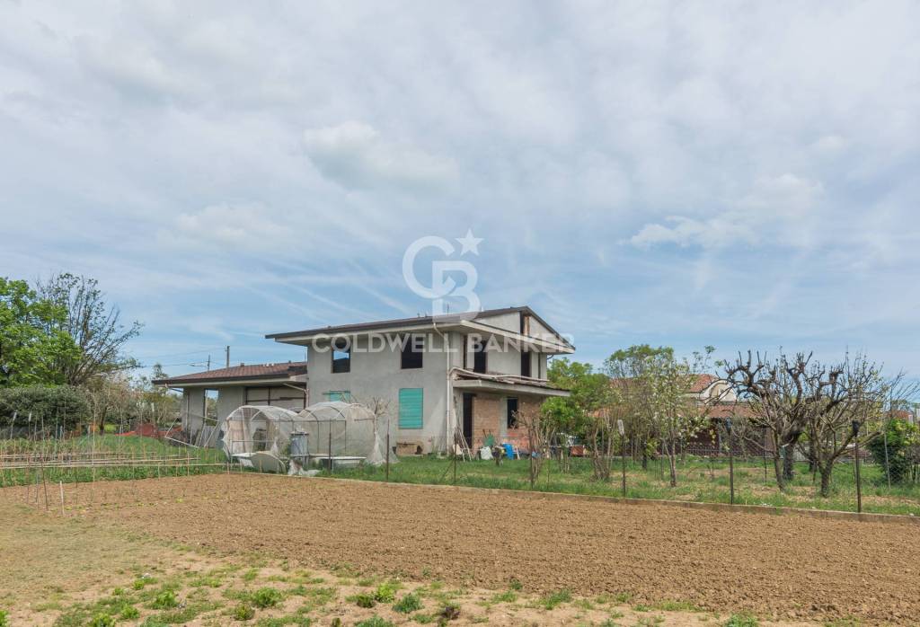 casa indipendente in vendita a Riccione