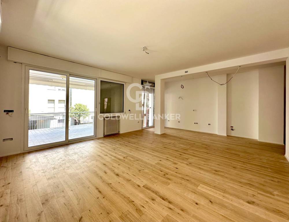 appartamento in vendita a Riccione in zona Alba