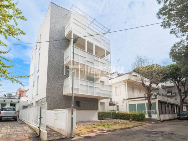 appartamento in vendita a Riccione in zona Centro Storico