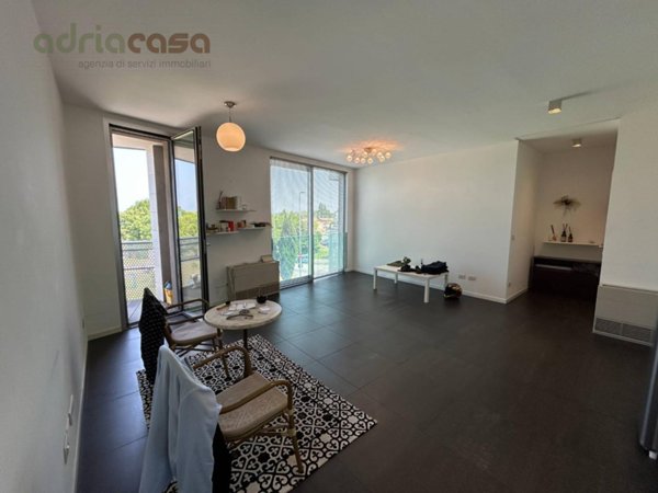 appartamento in vendita a Riccione in zona San Lorenzo