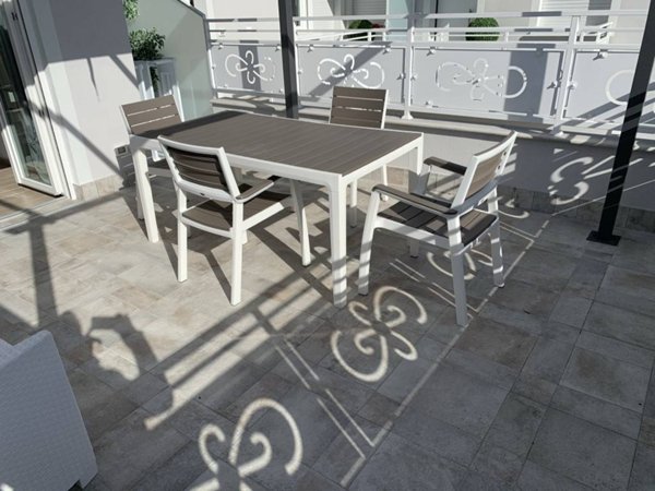 appartamento in vendita a Riccione in zona Alba