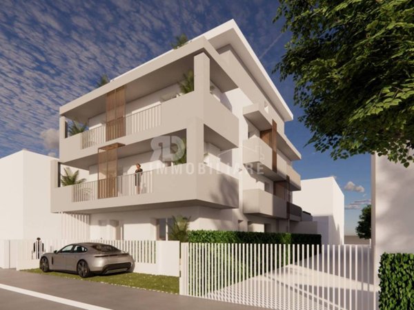 appartamento in vendita a Riccione in zona Alba