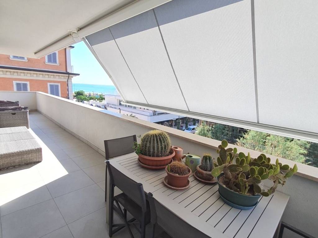 appartamento in vendita a Riccione