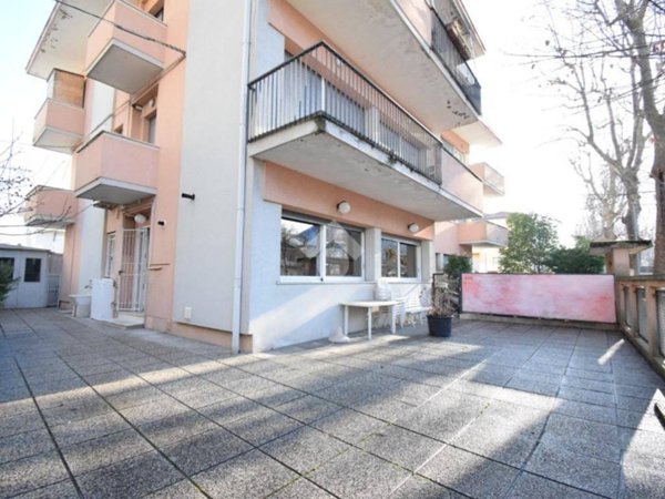 appartamento in vendita a Riccione in zona Alba