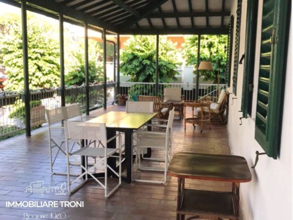 casa indipendente in vendita a Riccione