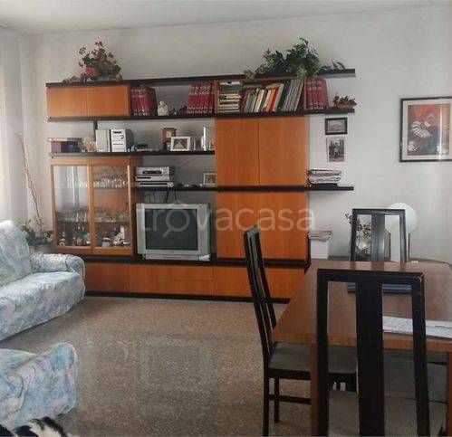 casa indipendente in vendita a Riccione in zona Alba
