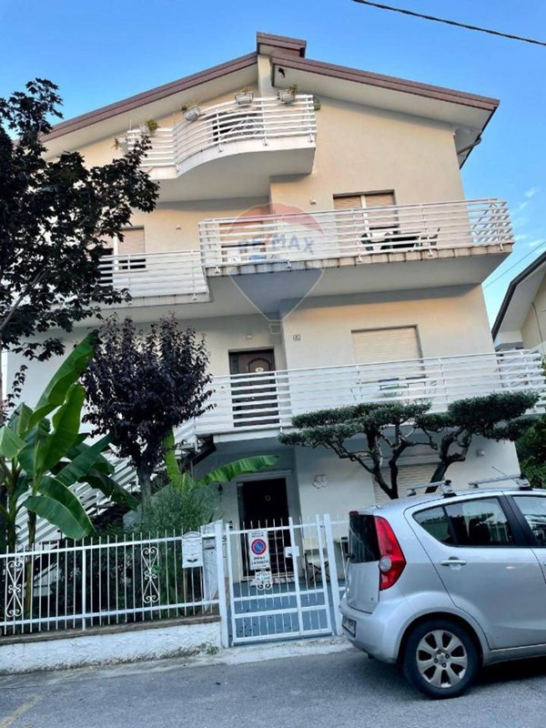 appartamento in vendita a Riccione
