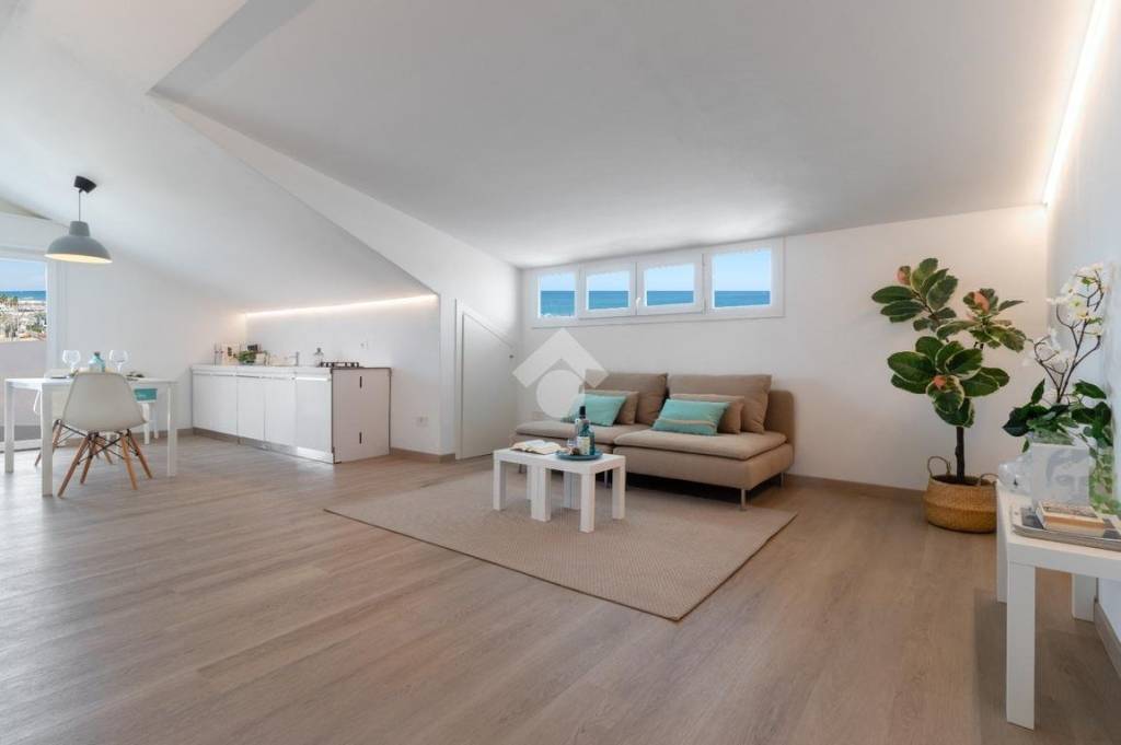 appartamento in vendita a Riccione