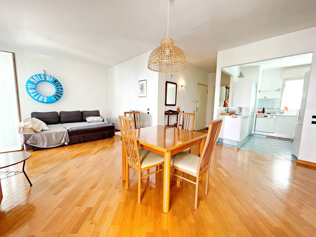 appartamento in vendita a Riccione in zona Marano