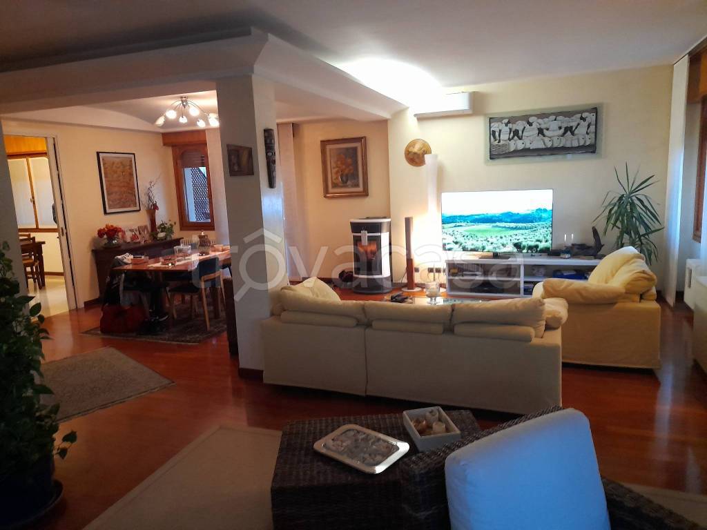 appartamento in vendita a Riccione