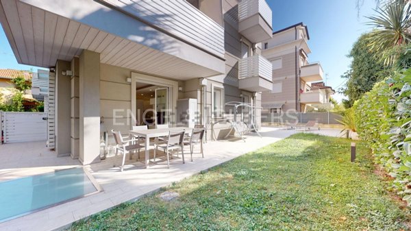 appartamento in vendita a Riccione
